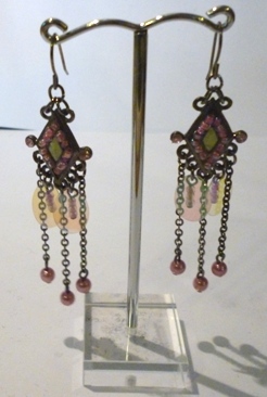 metal earring stand