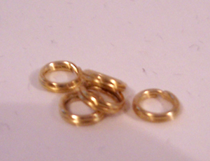 ac-Split rings